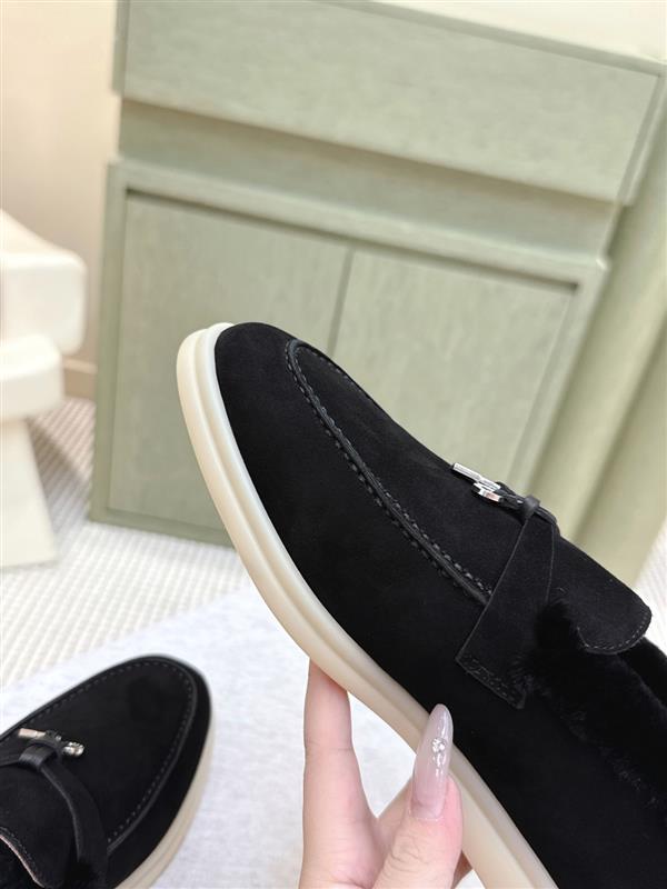 2025126104251325 440